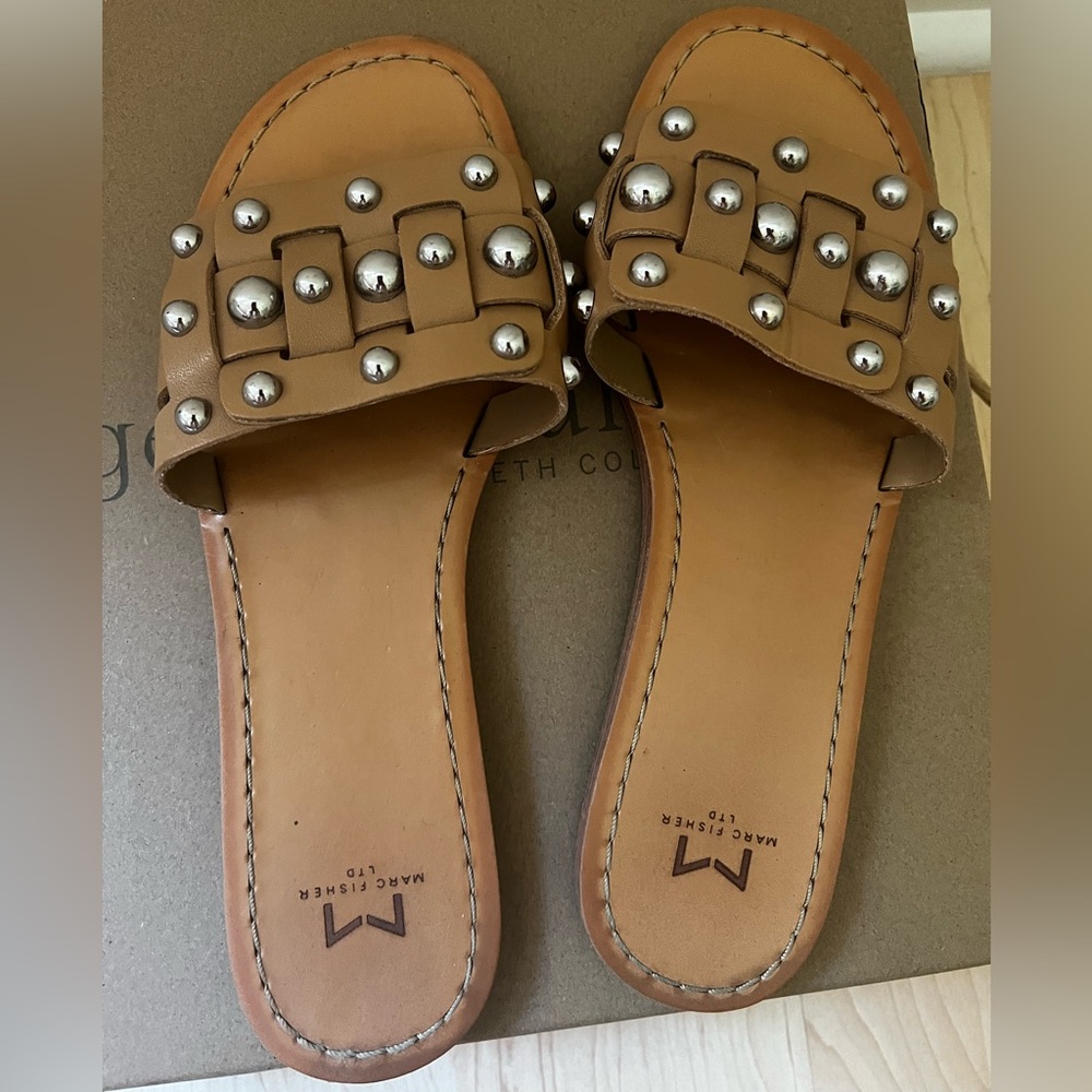Brand: Marc Fisher | Size: 7.5 | Color: Tan